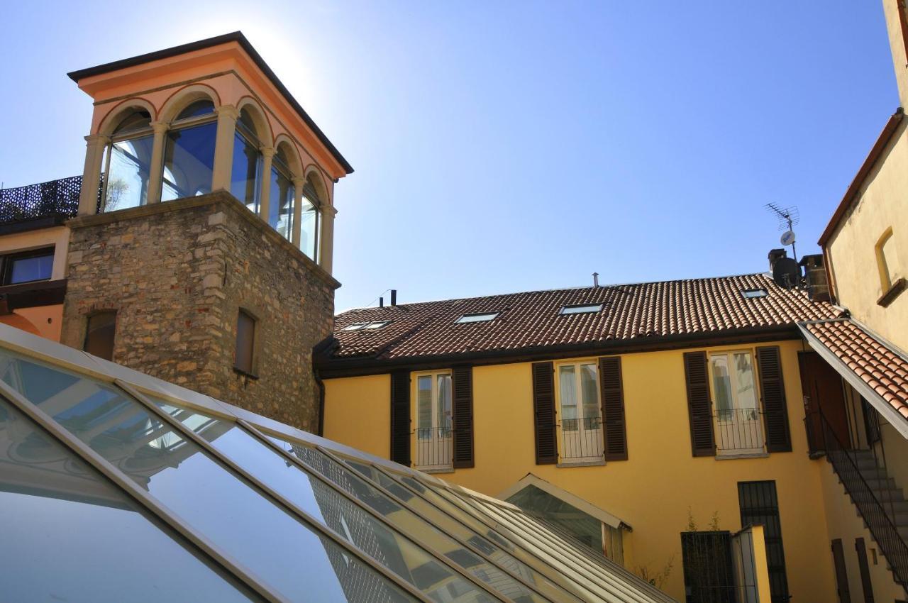 Appartamento Rossini By Holiday Solutions Комо Екстер'єр фото