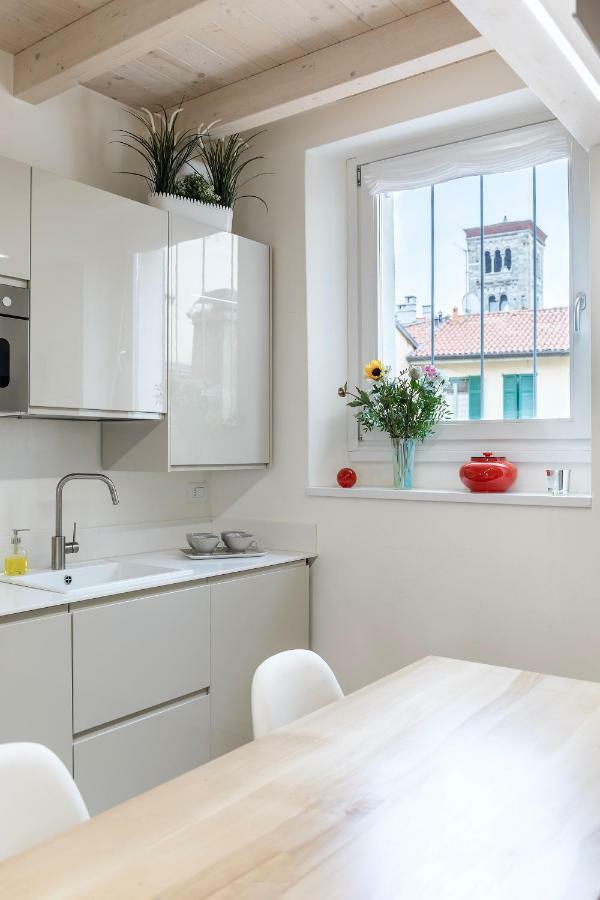 Appartamento Rossini By Holiday Solutions Комо Екстер'єр фото